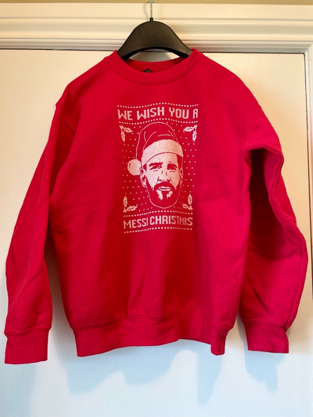 Gildan Red Holiday 'Messi Christmas' Graphic Crewneck